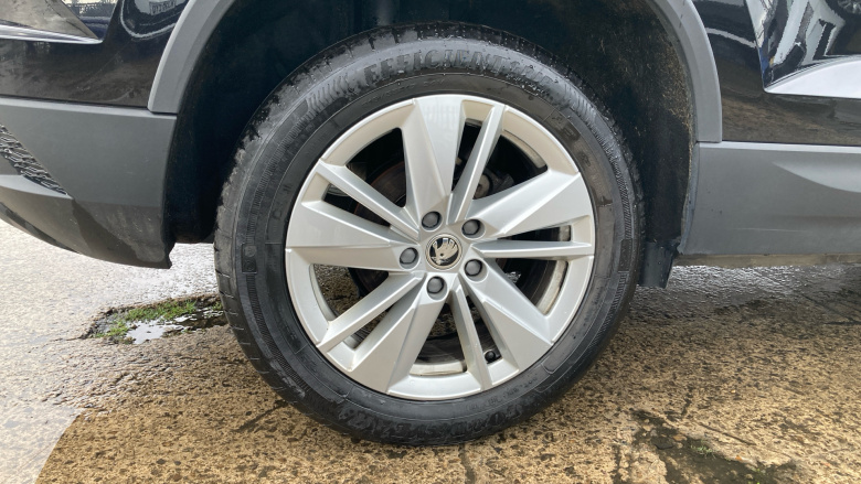 Skoda Karoq 1.5 TSI SE Drive 5dr DSG Petrol Estate